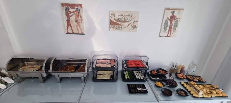 Superior Queen Room Side Sea View image 2