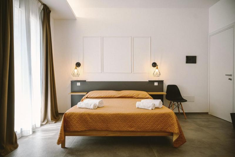 Ermes - camere e autonoleggio - image 44