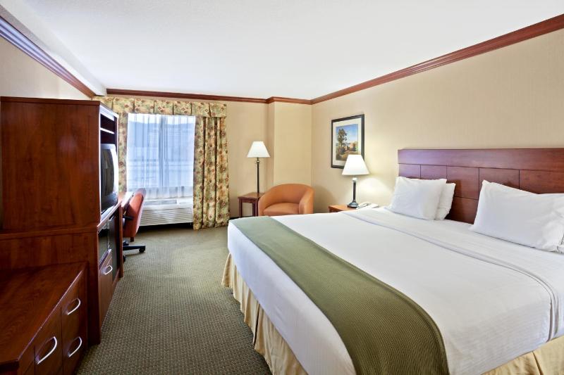 Holiday Inn Express Hotel & Suites Portland-Northwest Downtown By IHG - image 25