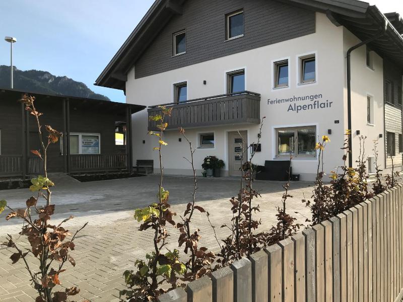 Apartment with Balcony image 2