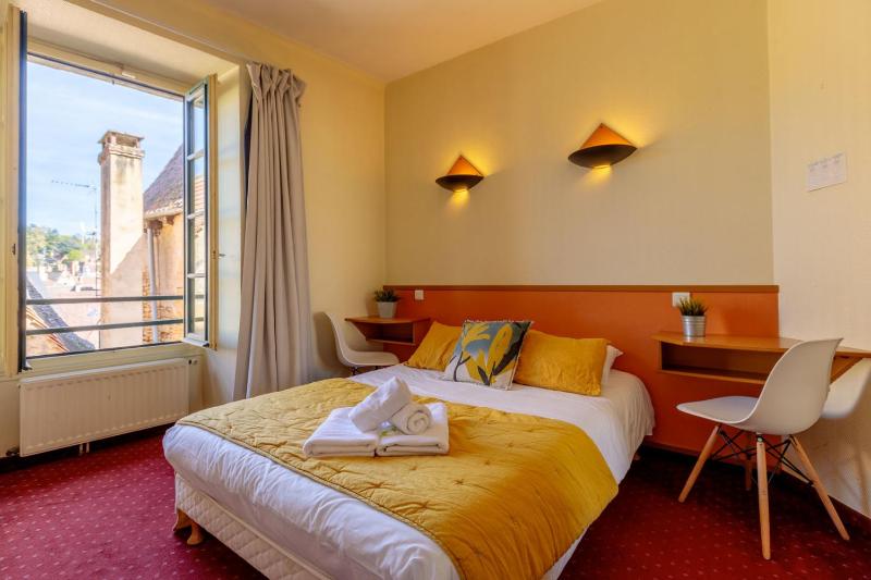 Economy Double Room image 1