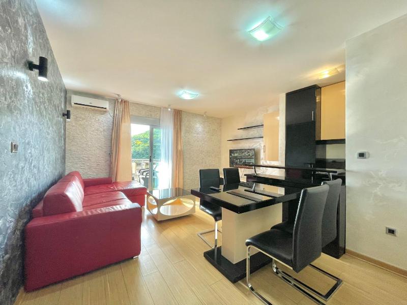 Apartment image 4