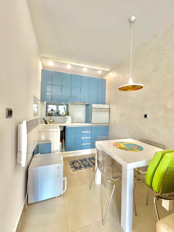 Studio with Sea View image 3