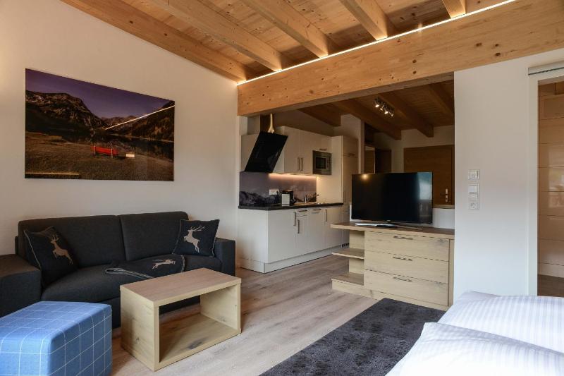 Studio Apartment - Second Floor image 1