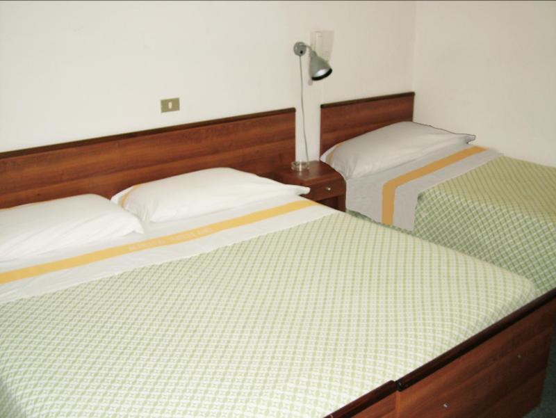 Triple Room image 4