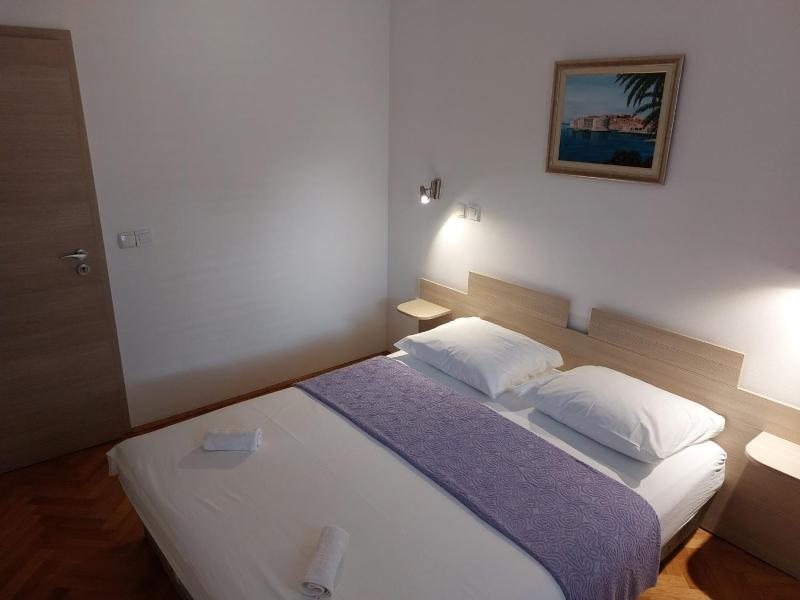 One-Bedroom Apartment with Patio image 3