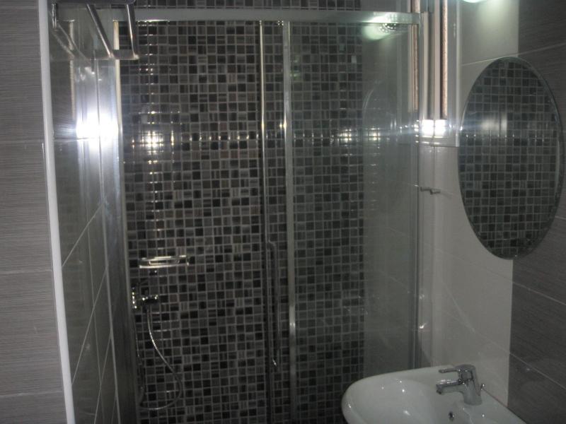 Double or Twin Room with Sea View image 4