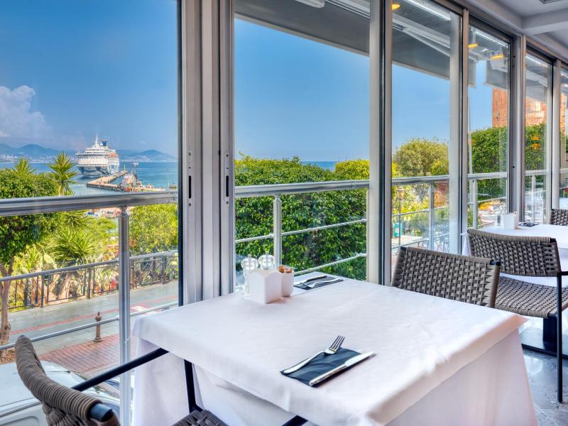 Numa Port Hotel - image 21
