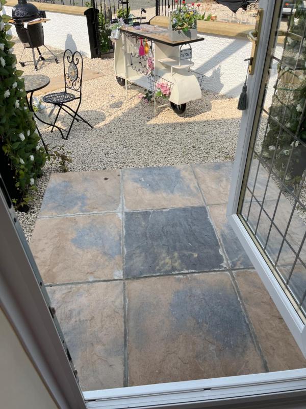 Double Room with Garden View image 2