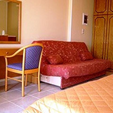 Studio (3 Adults) image 1