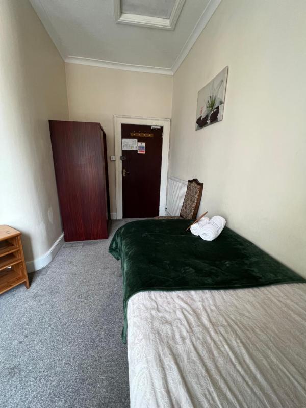 Standard Single Room with external private bathroom  image 4