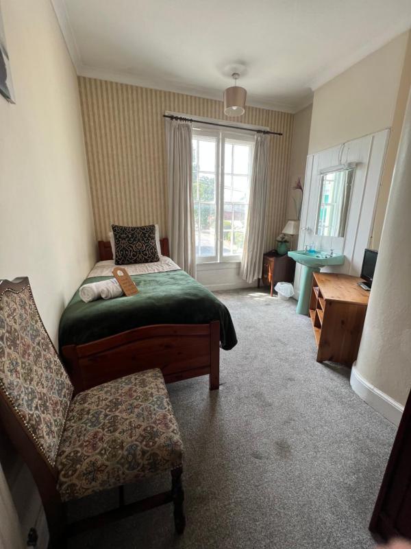 Standard Single Room with external private bathroom  image 1