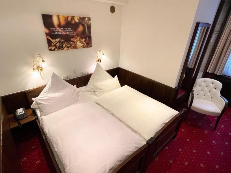 Standard Single Room image 4