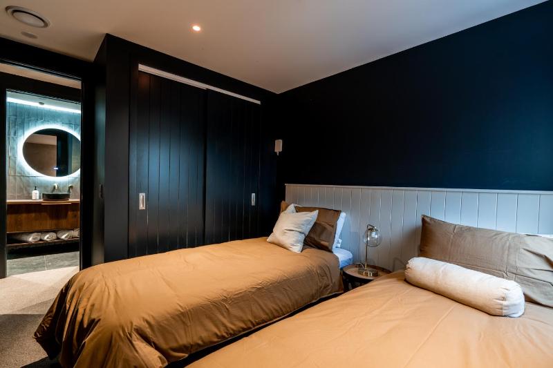 The Cobbler Hotel - image 38