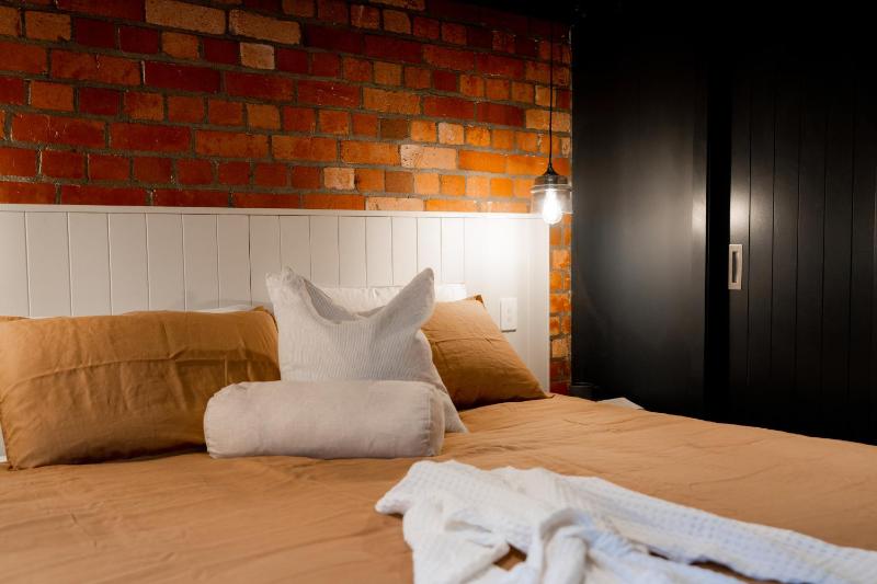The Cobbler Hotel - image 7