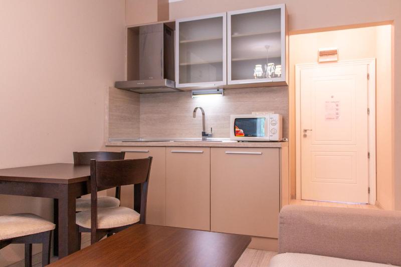 Studio with Balcony (2 Adults) image 4