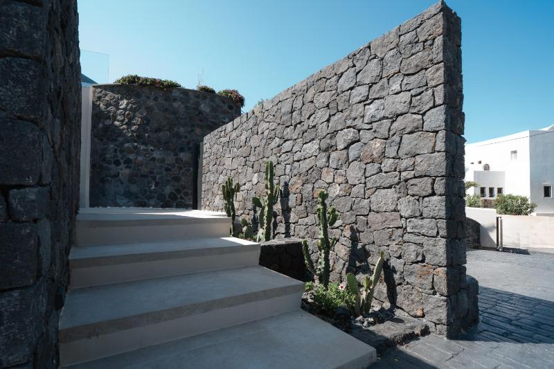 Two-Bedroom Villa image 3