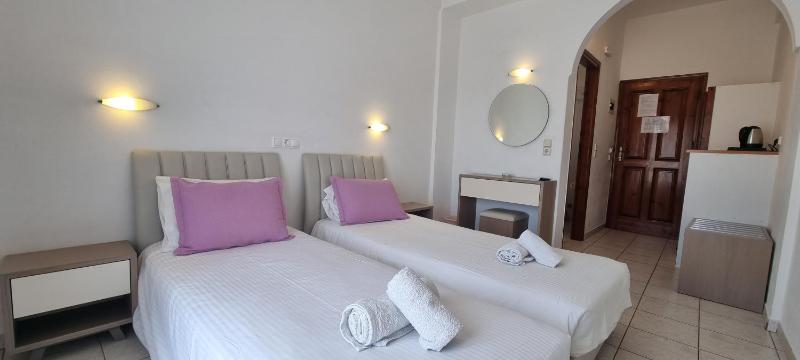 Standard Room Mountain View (Double or Twin) image 3