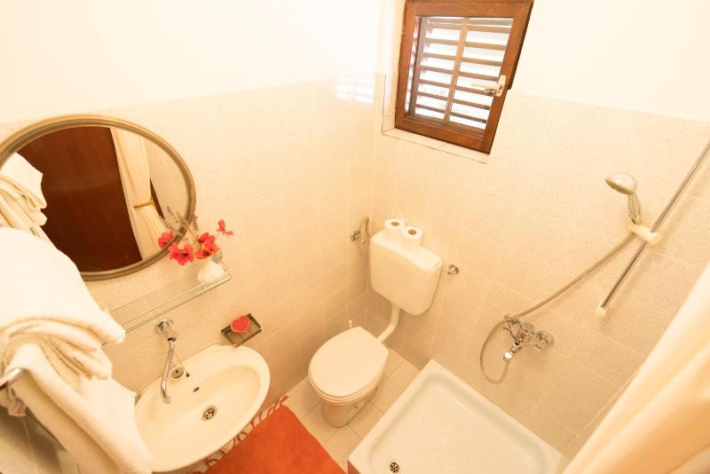 Two-Bedroom Apartment with Terrace and Sea View image 2