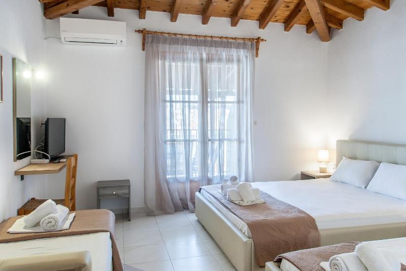 Junior Suite with Sea View image 4