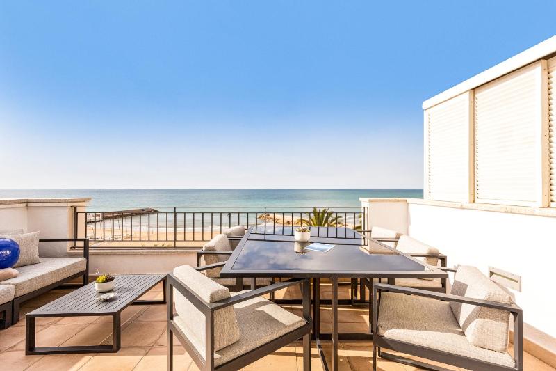 Sitges Group Ocean - image 20