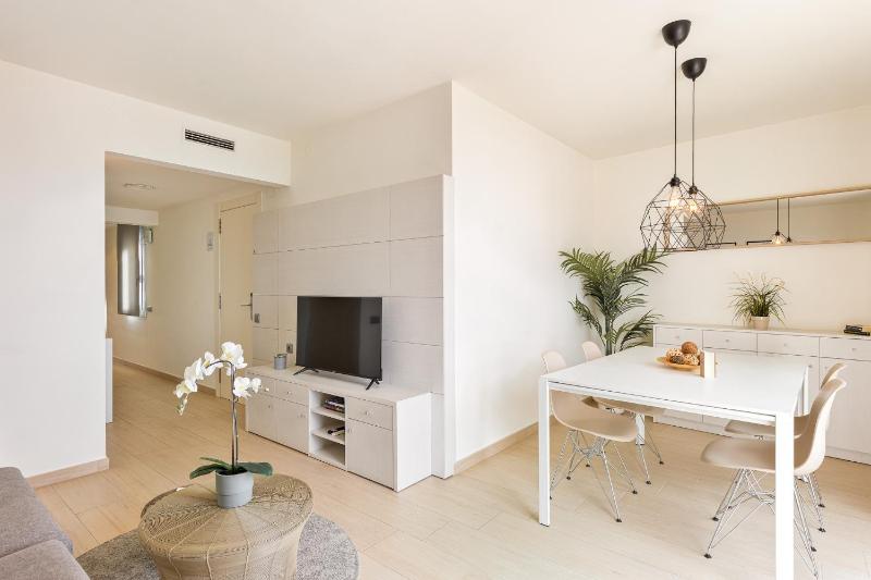 Sitges Group Ocean - image 19