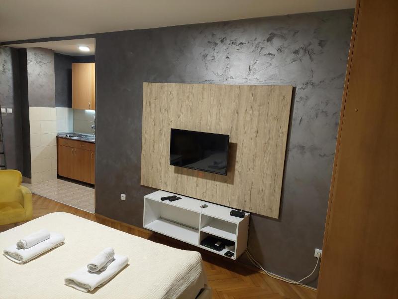 Apartmani Jasmin - image 16