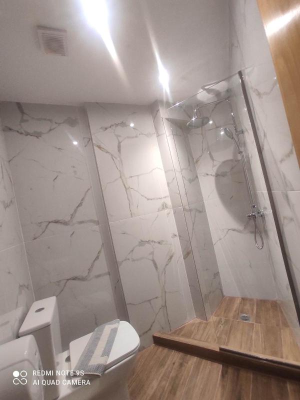 Triple Room with City View image 4
