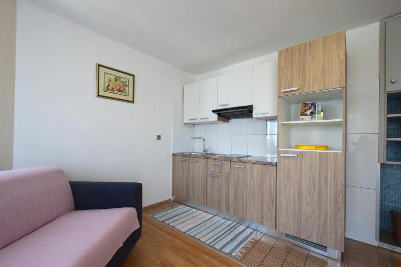 One-Bedroom Apartment image 1