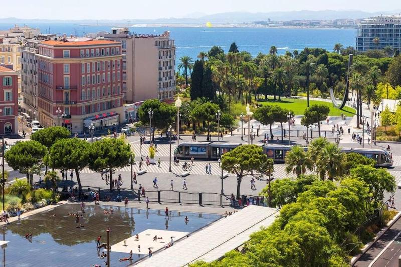 Studio à louer au cœur du Carré d or à Nice rue Dalpozzo à 150 mètres des plages - image 12