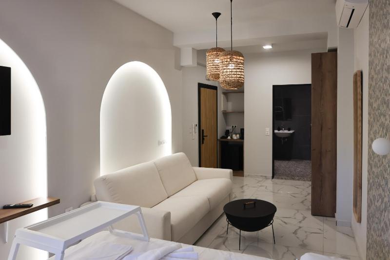 Uphill Unique Boutique Suites - image 11