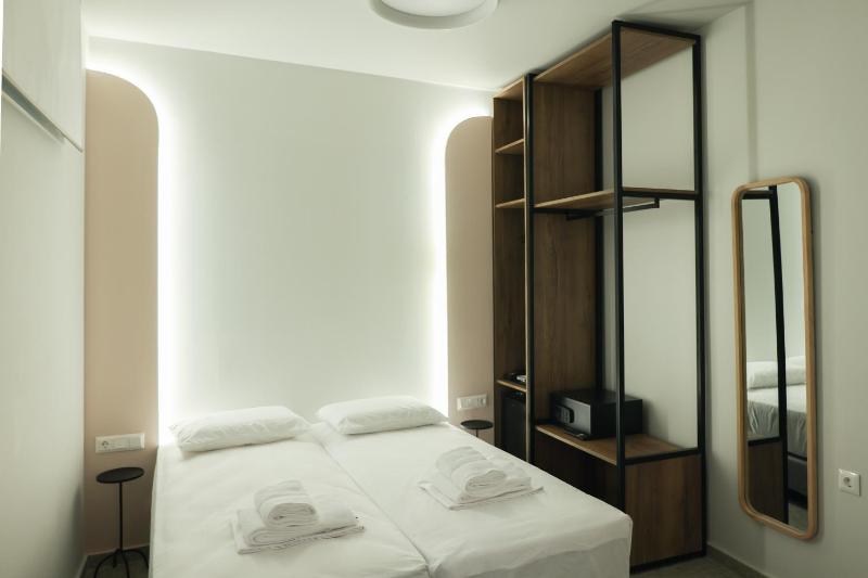 Uphill Unique Boutique Suites - image 37