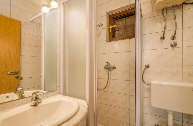 Apartment with Sea View image 3