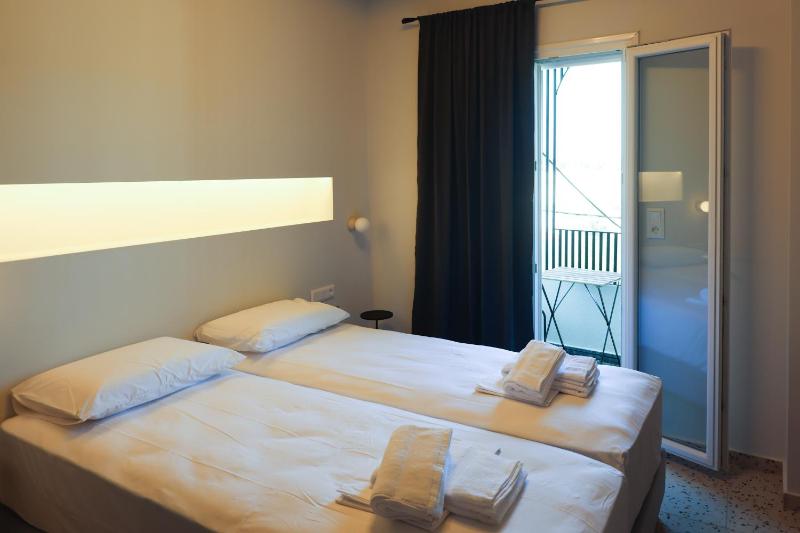 Uphill Unique Boutique Suites - image 13