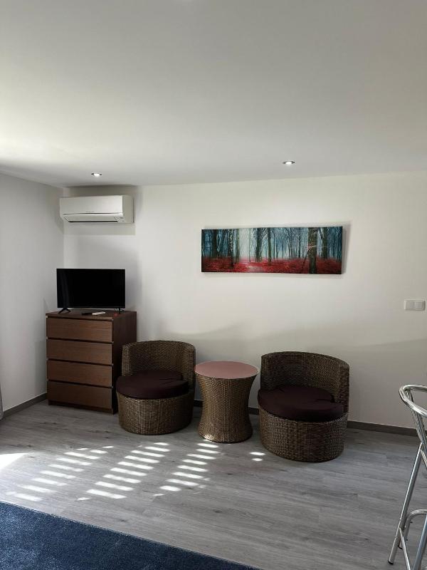 Studio image 4
