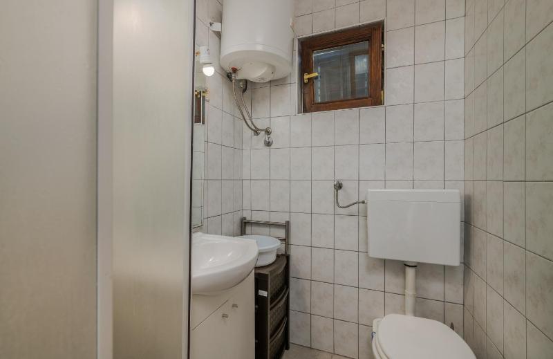Apartment with Sea View image 2