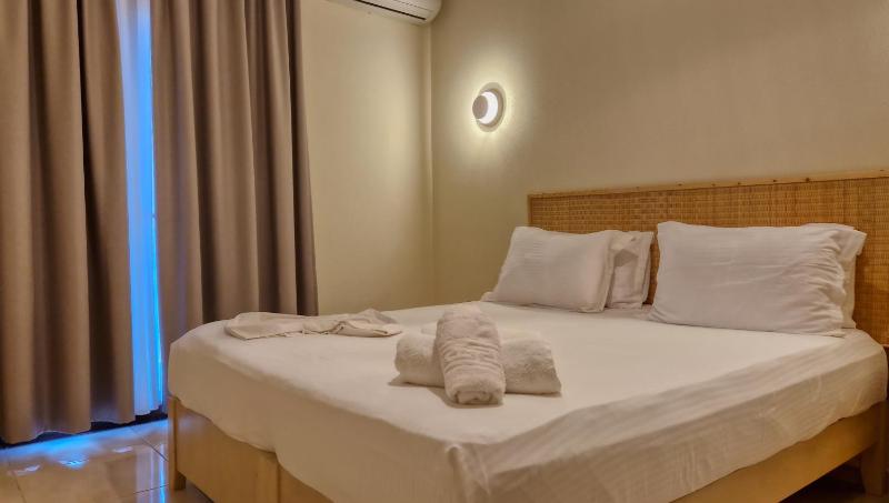 Double Room image 1