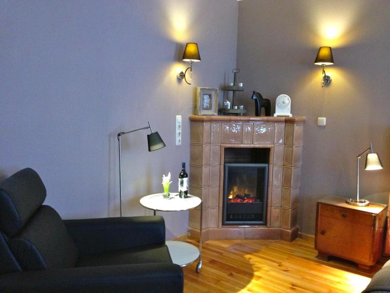 One-Bedroom Apartment image 4
