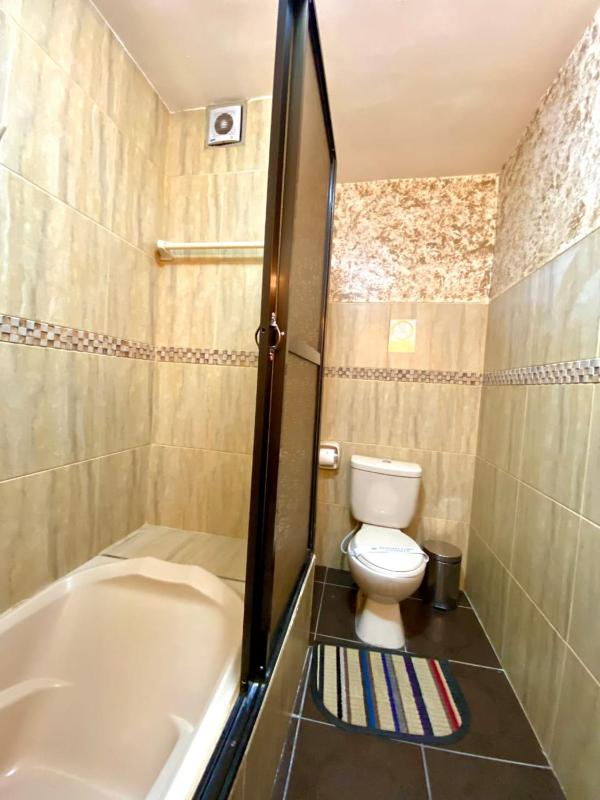 Las Tholas Hotel - image 13