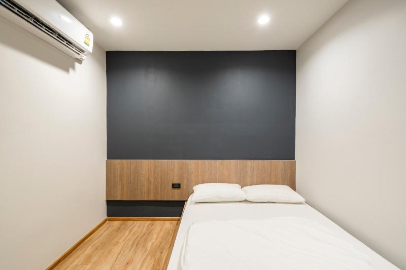 Standard Double Room image 4