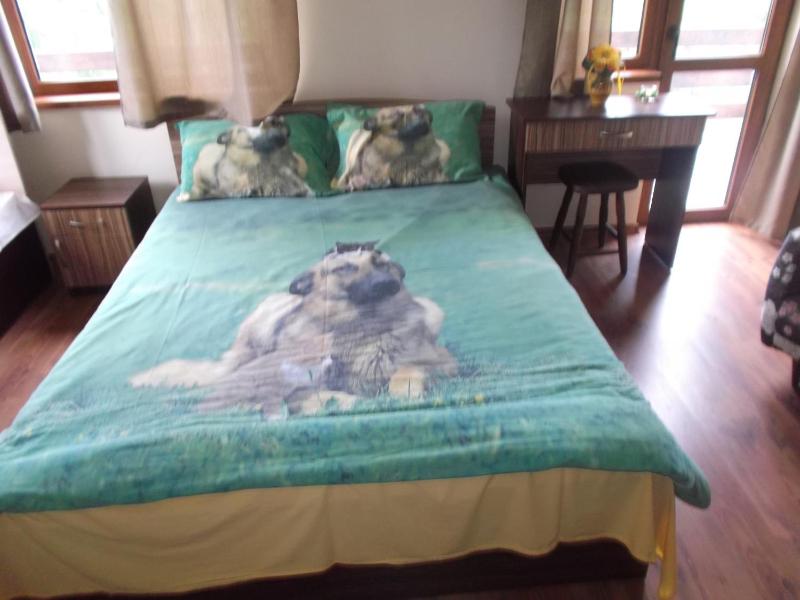 Quadruple Room image 3