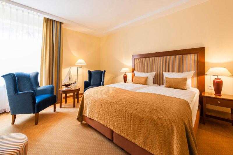 Comfort Double Room image 4