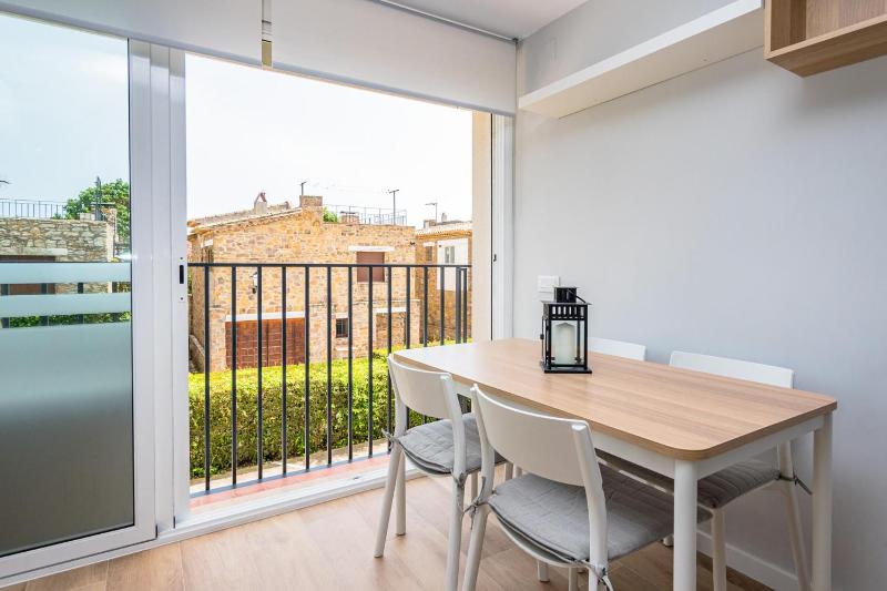 AO-6 Calella de Palafrugell 2 PAX - image 2