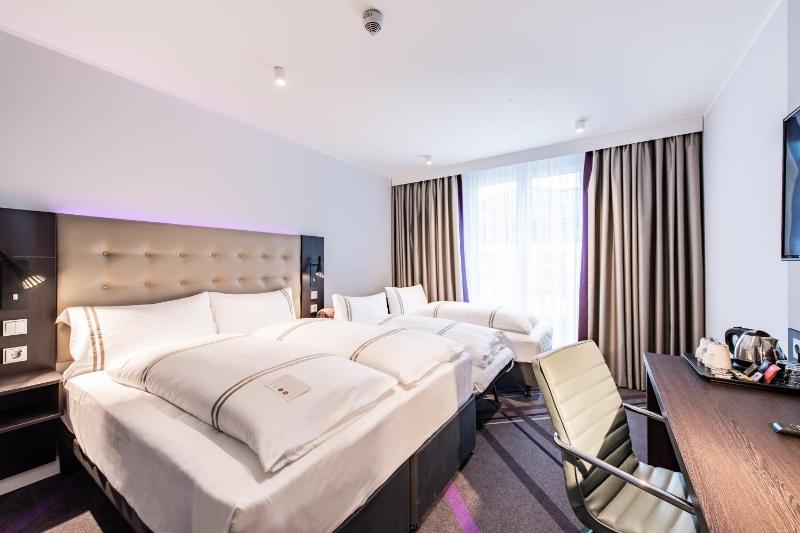Premier Inn Leipzig City Oper - image 2