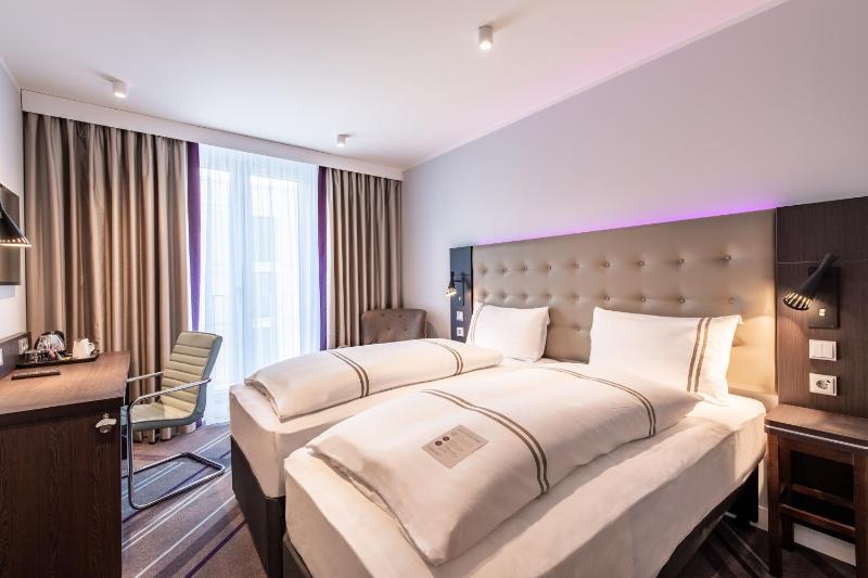 Premier Inn Leipzig City Oper - image 5