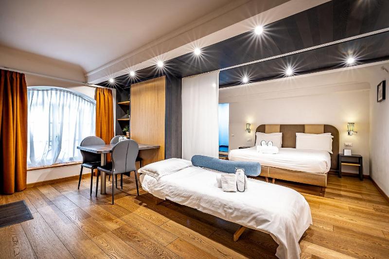 Standard Studio image 4