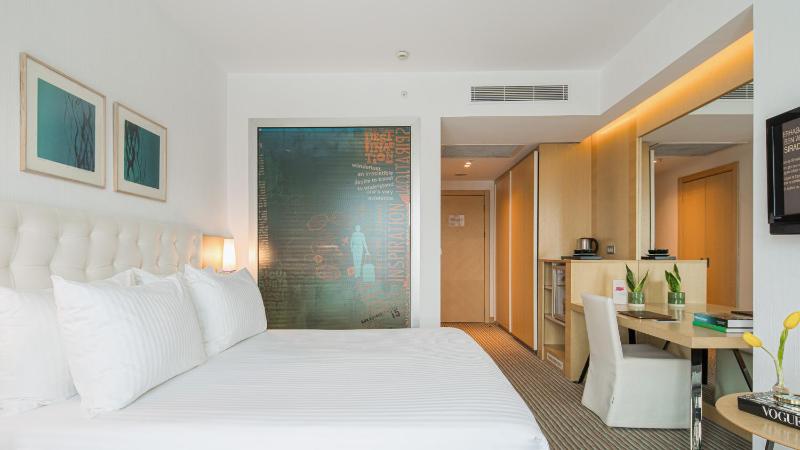 Standard  King Room Smoking  image 4