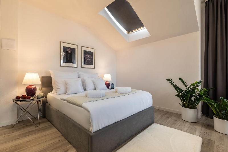 Hotel Sofia by The Railway Station Wroclaw - image 46
