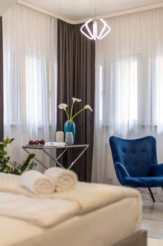 Superior Double Room image 2