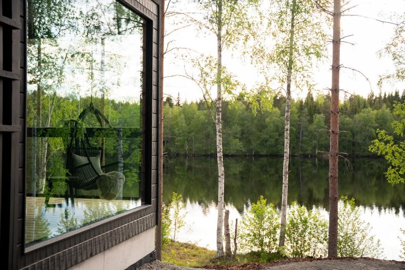 Suite with Lake View image 2